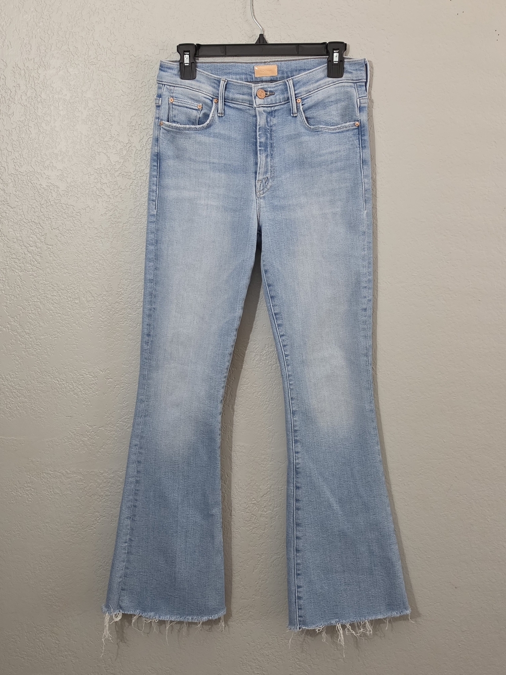 MOTHER The Weekender Fray California Cruiser High Rise Raw Hem Flare Womens 28 - Picture 3 of 15